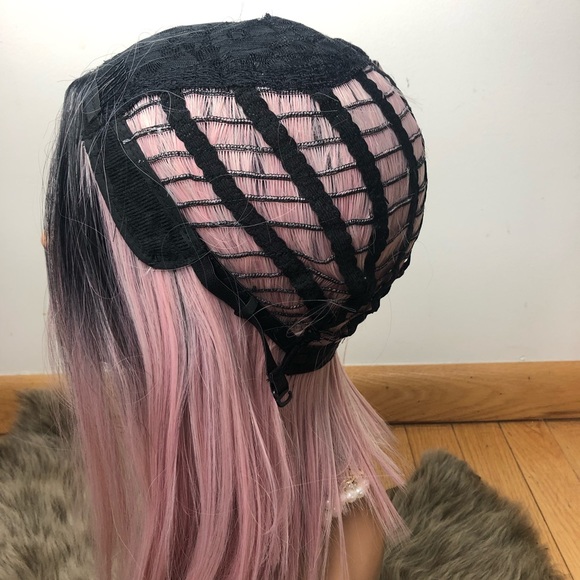 ?ALAINA Black & PINK WIG *NWT* main image 4